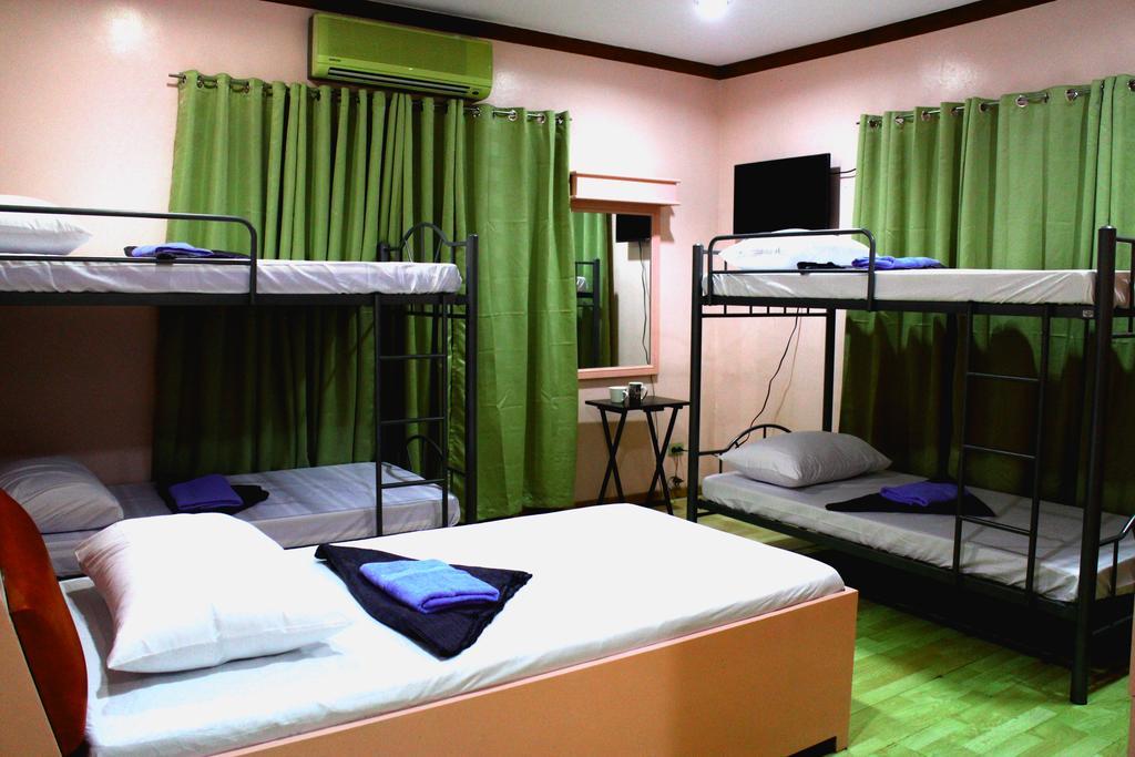 Tagaytay Garden Budgetel - City Center Tagaytay City Kamer foto