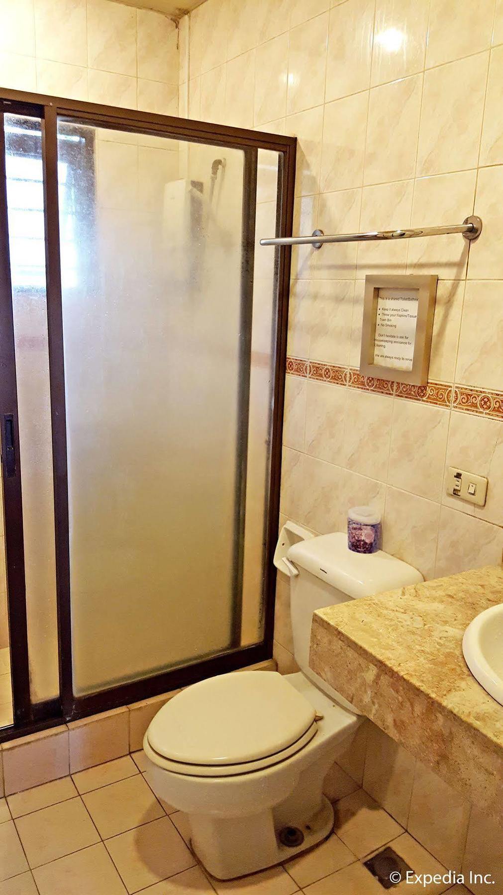 Tagaytay Garden Budgetel - City Center Tagaytay City Buitenkant foto